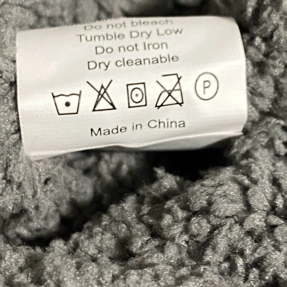 HEARTH & STONE Chunky Chenille Knit Blanket SLATE GRAY 50X60" NWT - Picture 3 of 6